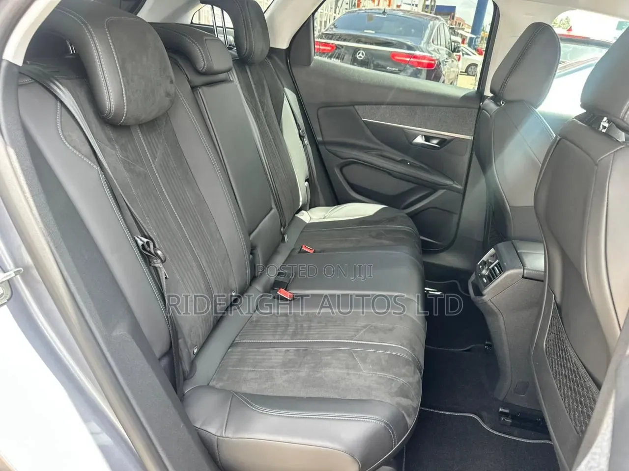 Peugeot 3008 2019 Silver