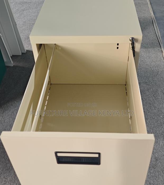 Office 3-Drawer's Cabinet. - thumbnail 5