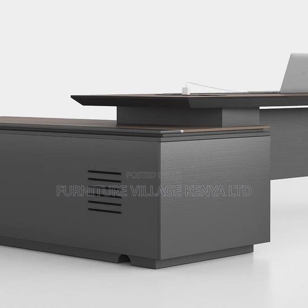 Imported Ceo's Table With Extension - thumbnail 4