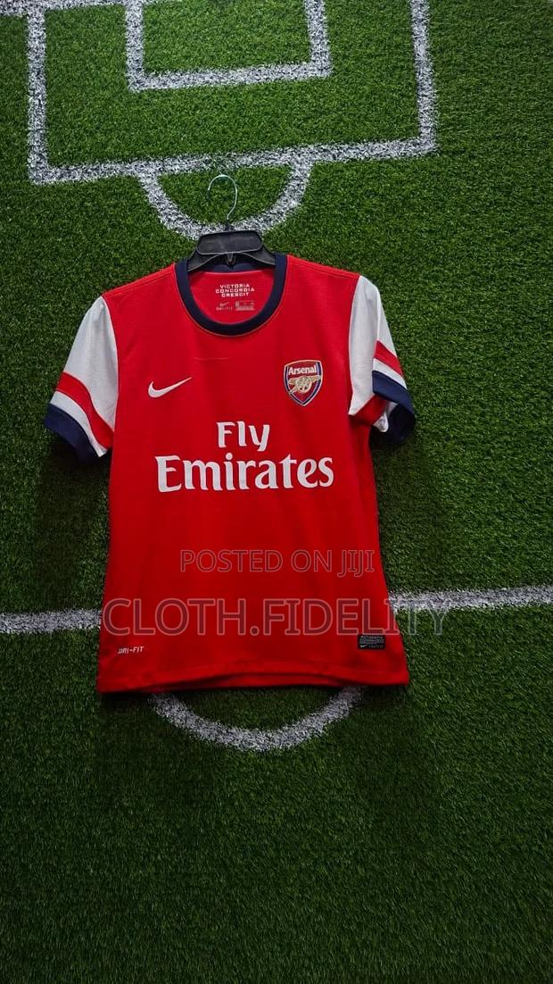Arsenal Home 2012/2014 Retro Jersey.