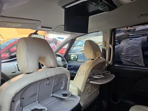 Nissan Serena 2019 Brown