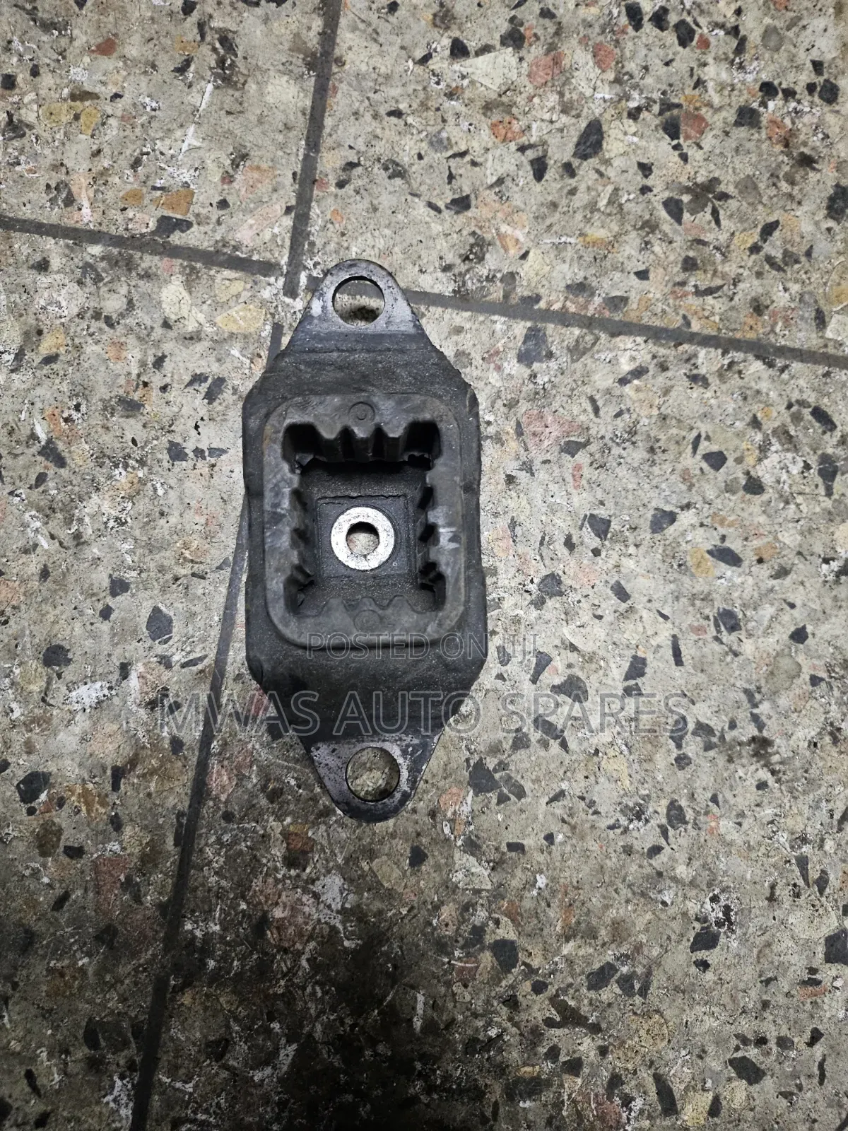 Nissan Note E12 Gearbox Mountain