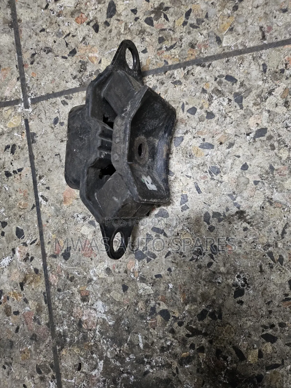 Nissan Note E12 Gearbox Mountain
