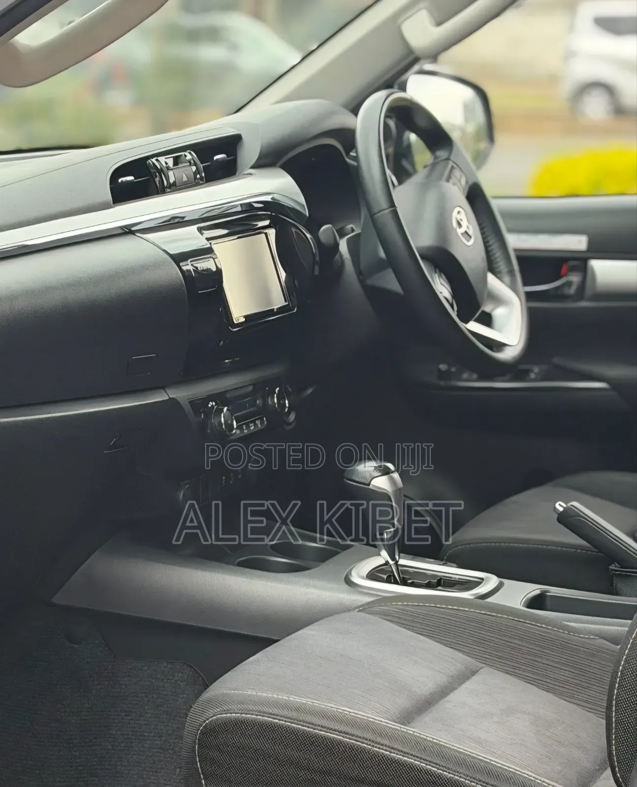 Toyota Hilux 2019 Black