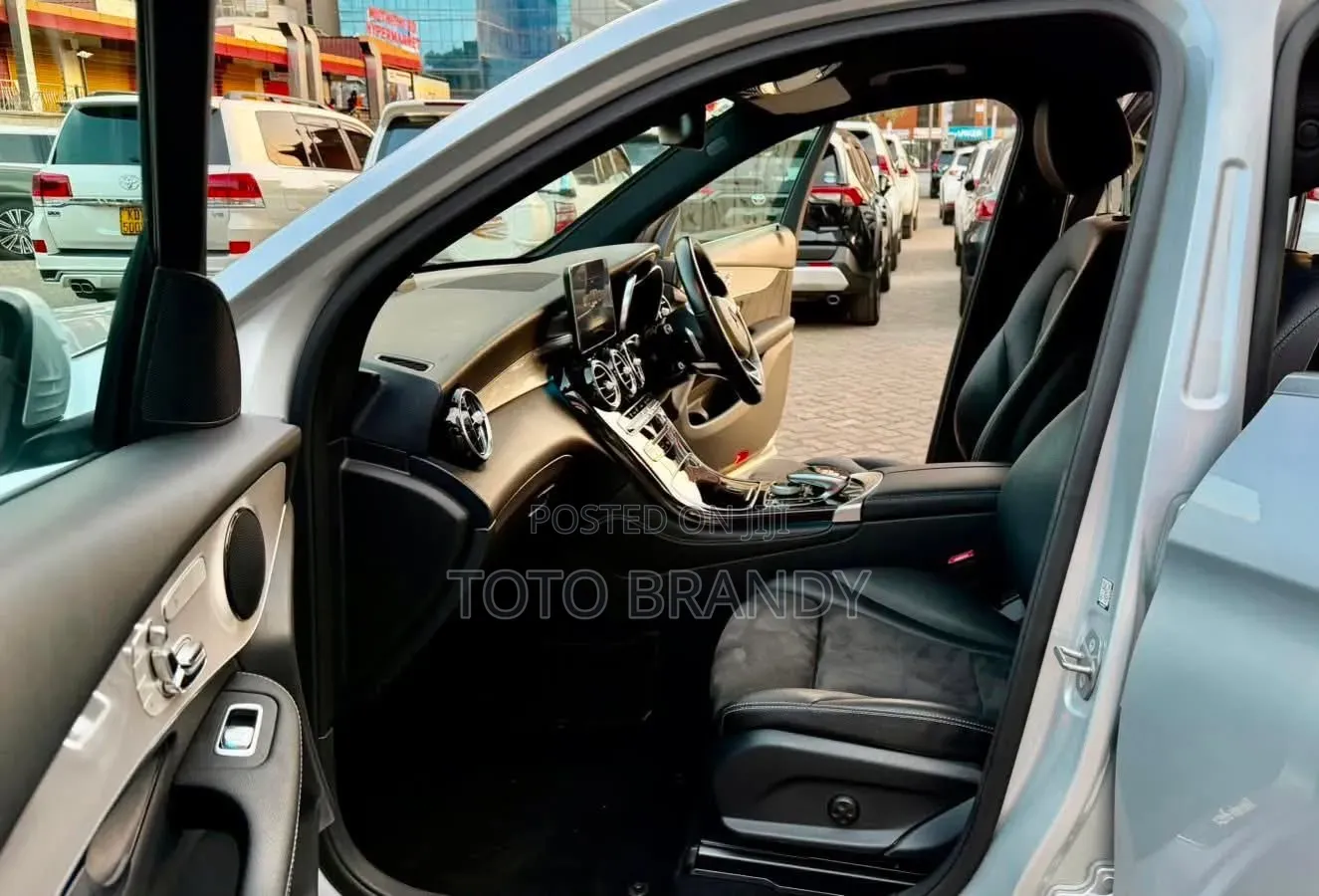 Mercedes-Benz GLC-Class 2020 Gray