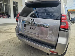 Toyota Land Cruiser Prado 2021 Gray