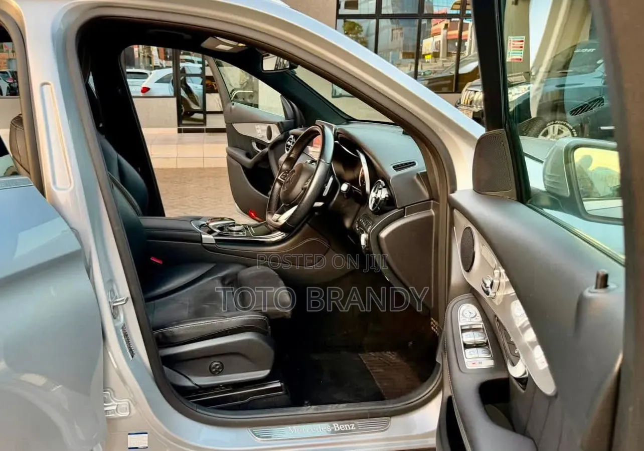 Mercedes-Benz GLC-Class 2020 Gray