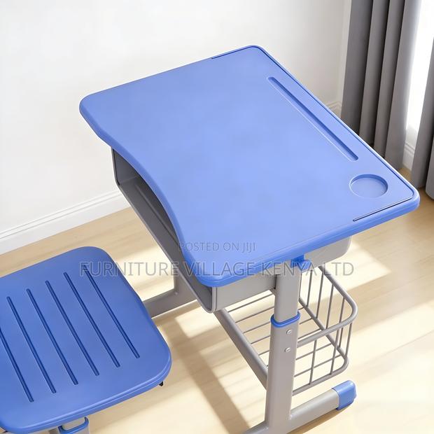 Kid's Desk - thumbnail 4