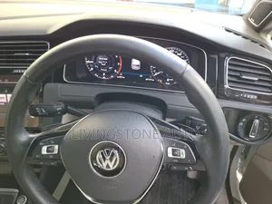 Volkswagen Golf 2019 Pearl