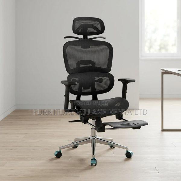 Home Mesh Chair With Footrest.