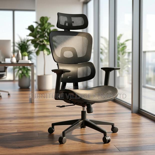 Home Mesh Chair With Footrest. - thumbnail 7