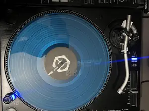 Pioneer PLX-1000 Turntables