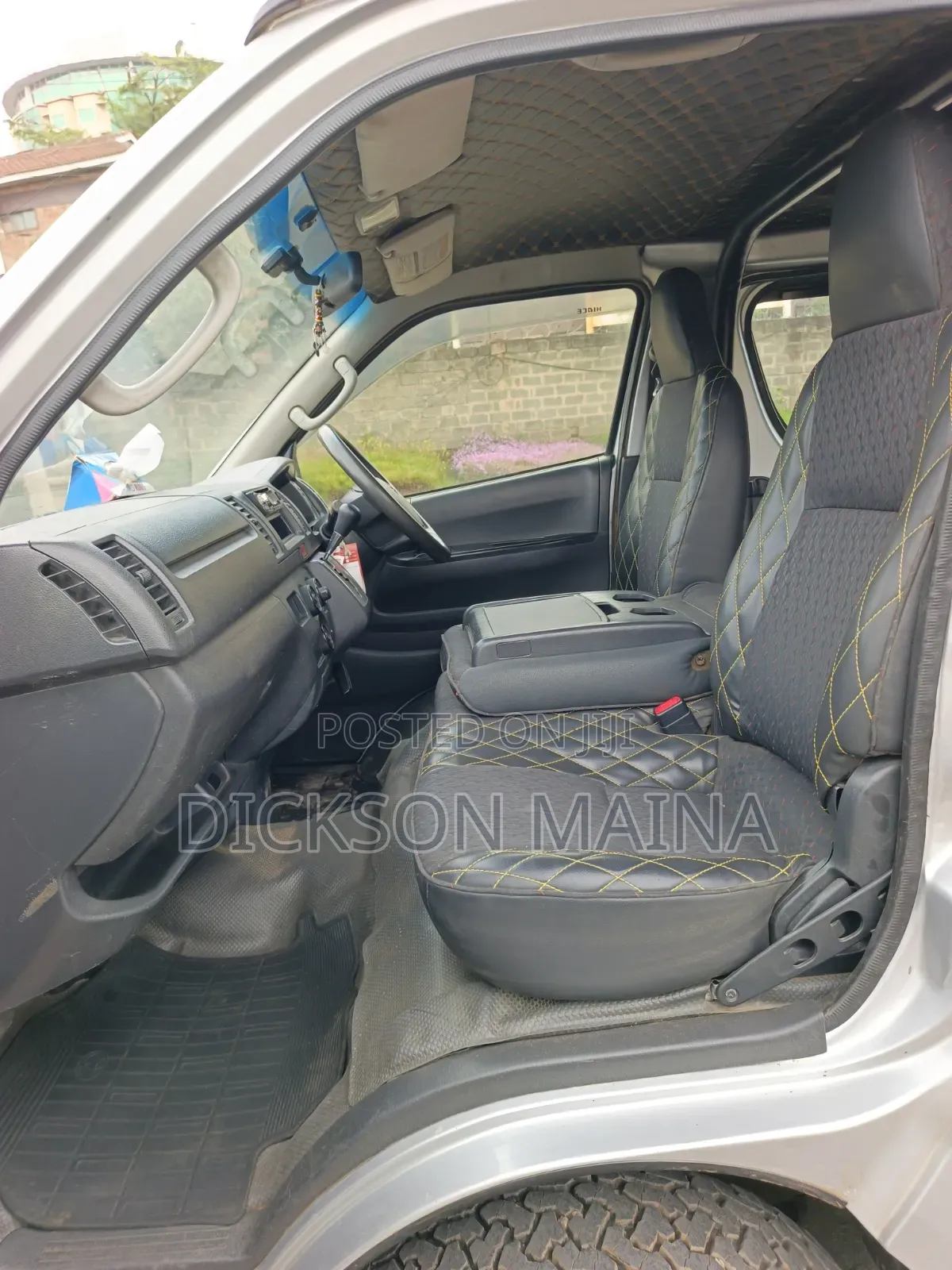 Toyota HiAce 2015 Grey