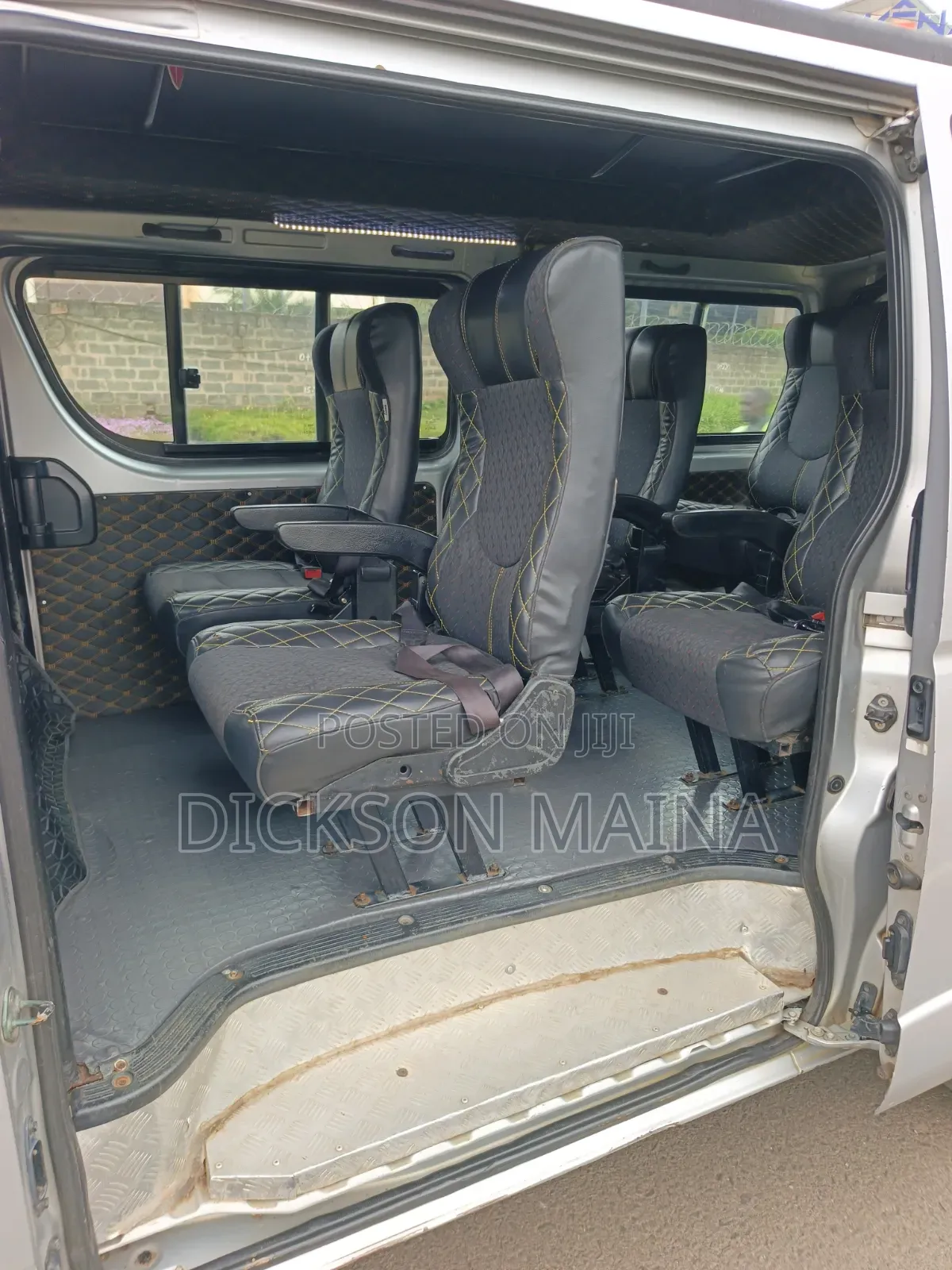 Toyota HiAce 2015 Grey