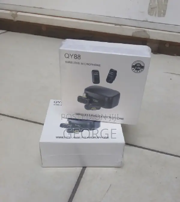 Qy88 Portable Wireless Microphone for Content Creation