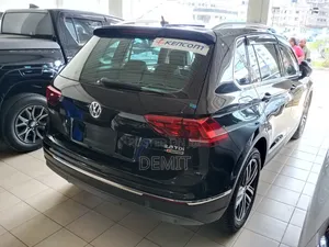Volkswagen Tiguan 2019 Black