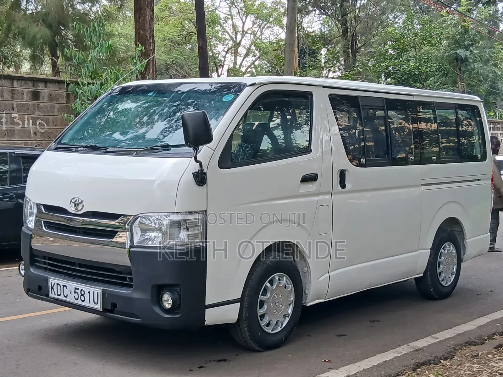 Toyota HiAce 2014 White
