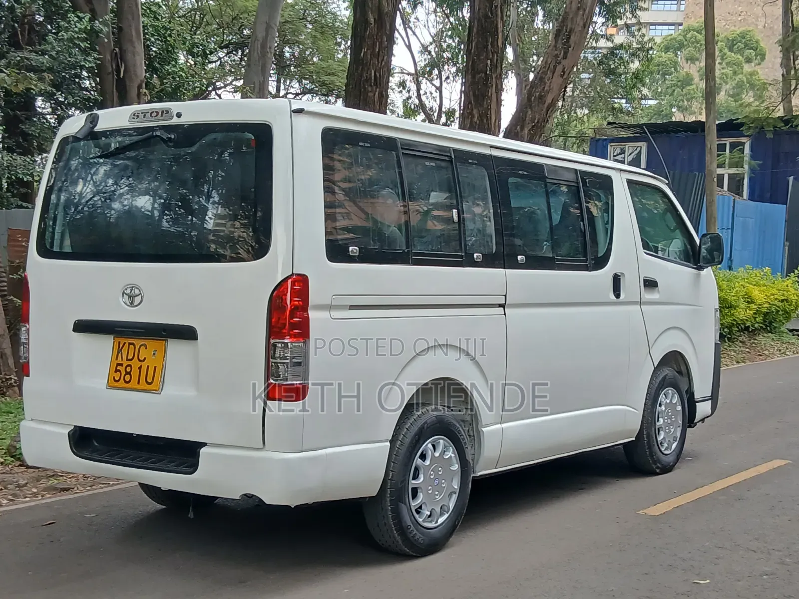 Toyota HiAce 2014 White