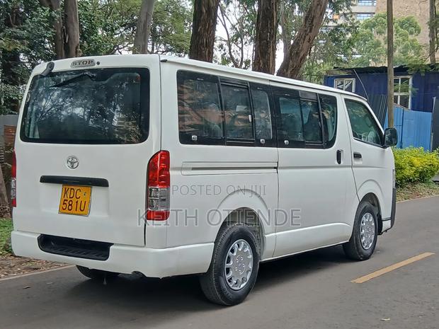 Toyota HiAce 2014 White - thumbnail 6