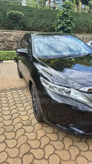 Toyota Harrier 2019 Black