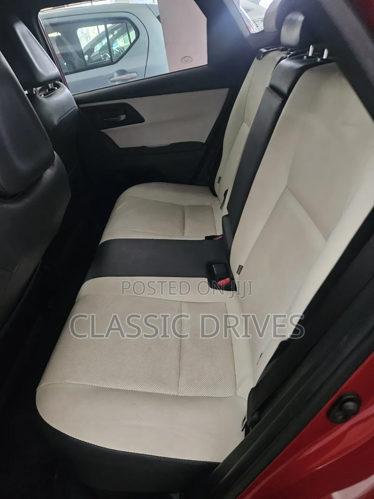 Toyota Auris 2019 Red