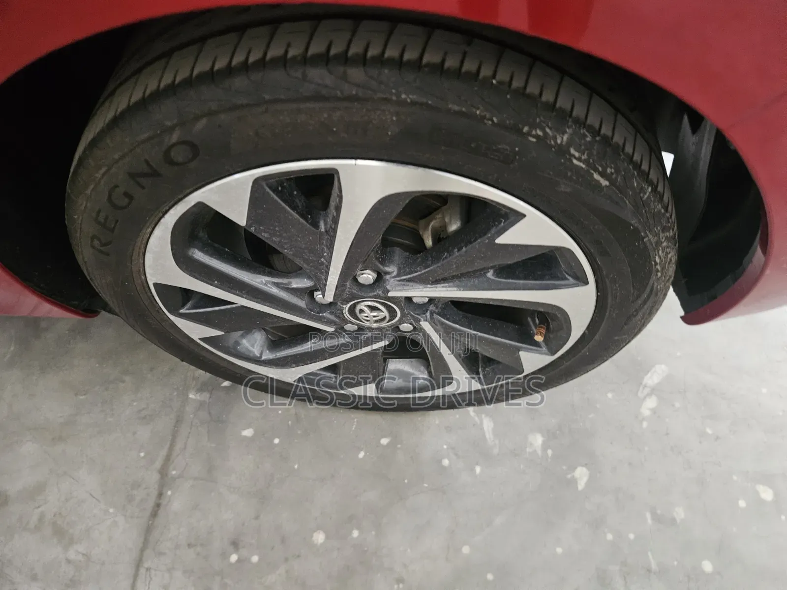 Toyota Auris 2019 Red