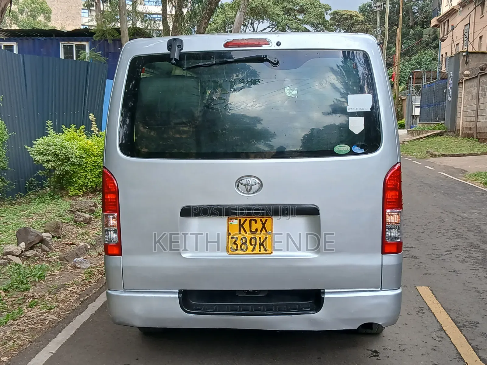 Toyota HiAce 2013 Silver