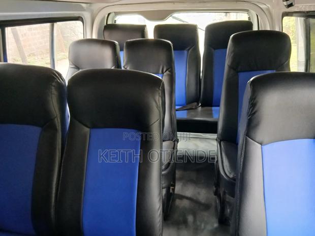 Toyota HiAce 2014 White - thumbnail 9