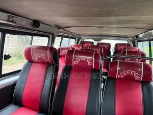Toyota HiAce 2014 Silver