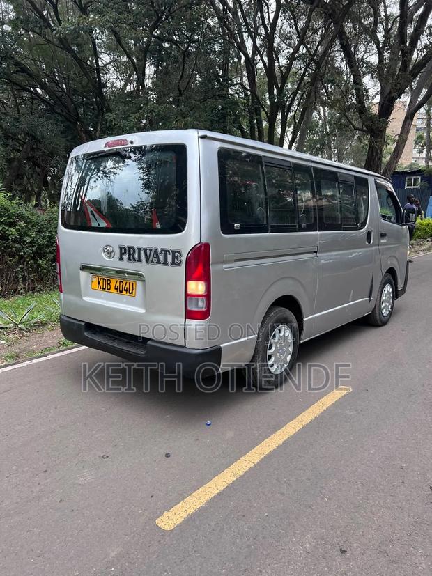Toyota HiAce 2014 Silver - thumbnail 8