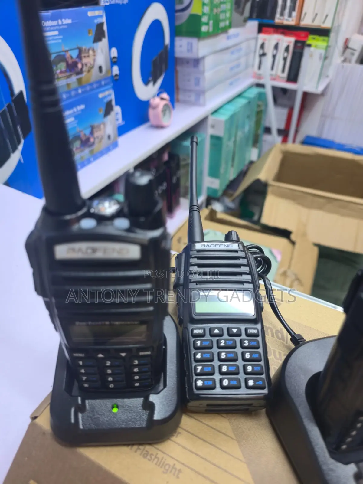 Baofeng Uv-82 Dual Band Walkie Talkie 128 Channel Radio