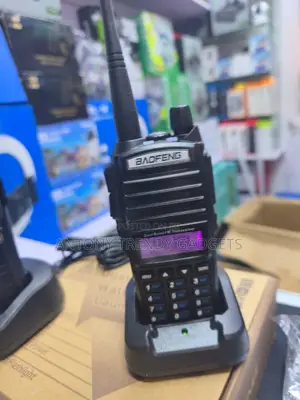 Baofeng Uv-82 Dual Band Walkie Talkie 128 Channel Radio