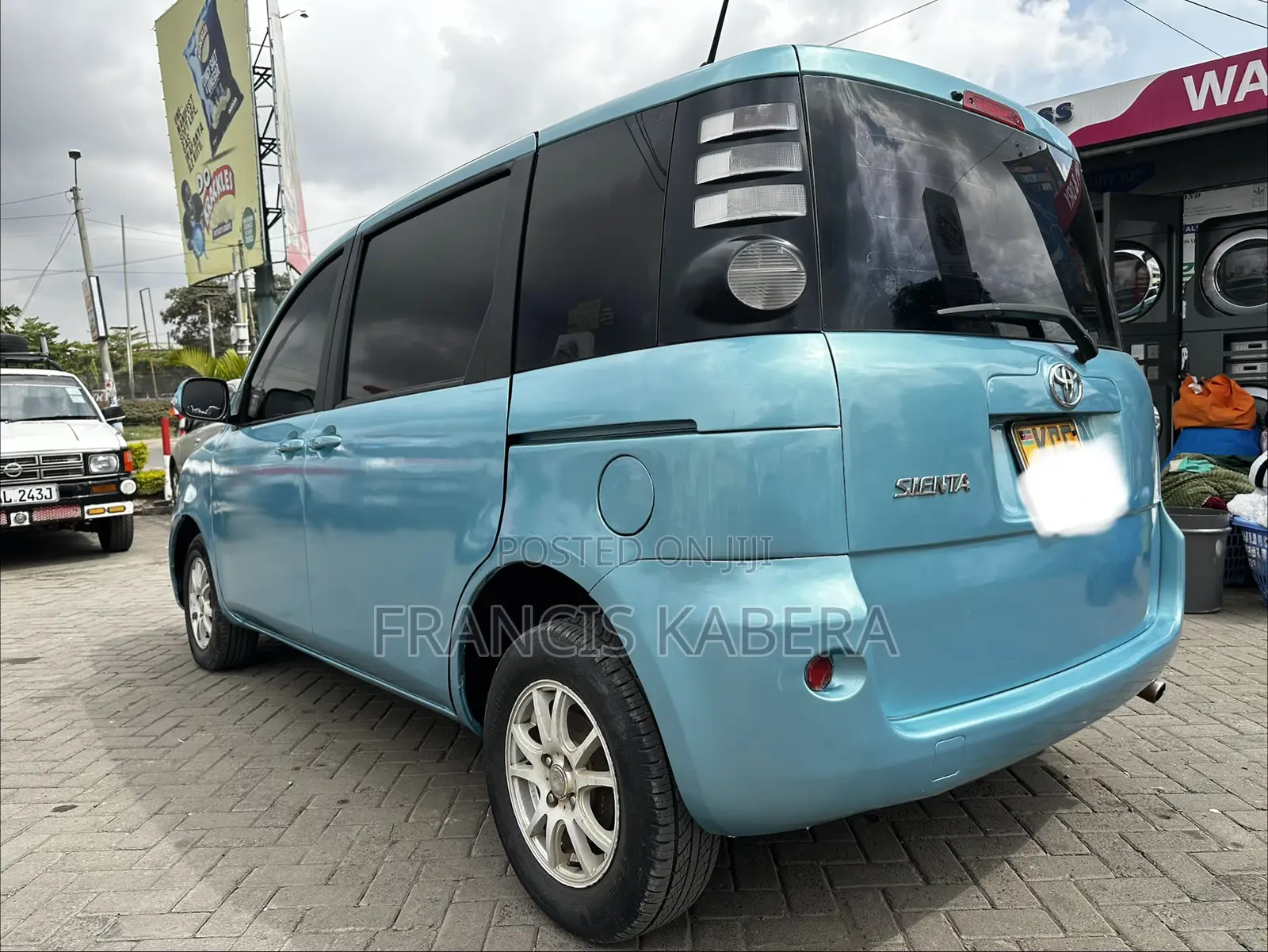 Toyota Sienta 2008 Blue