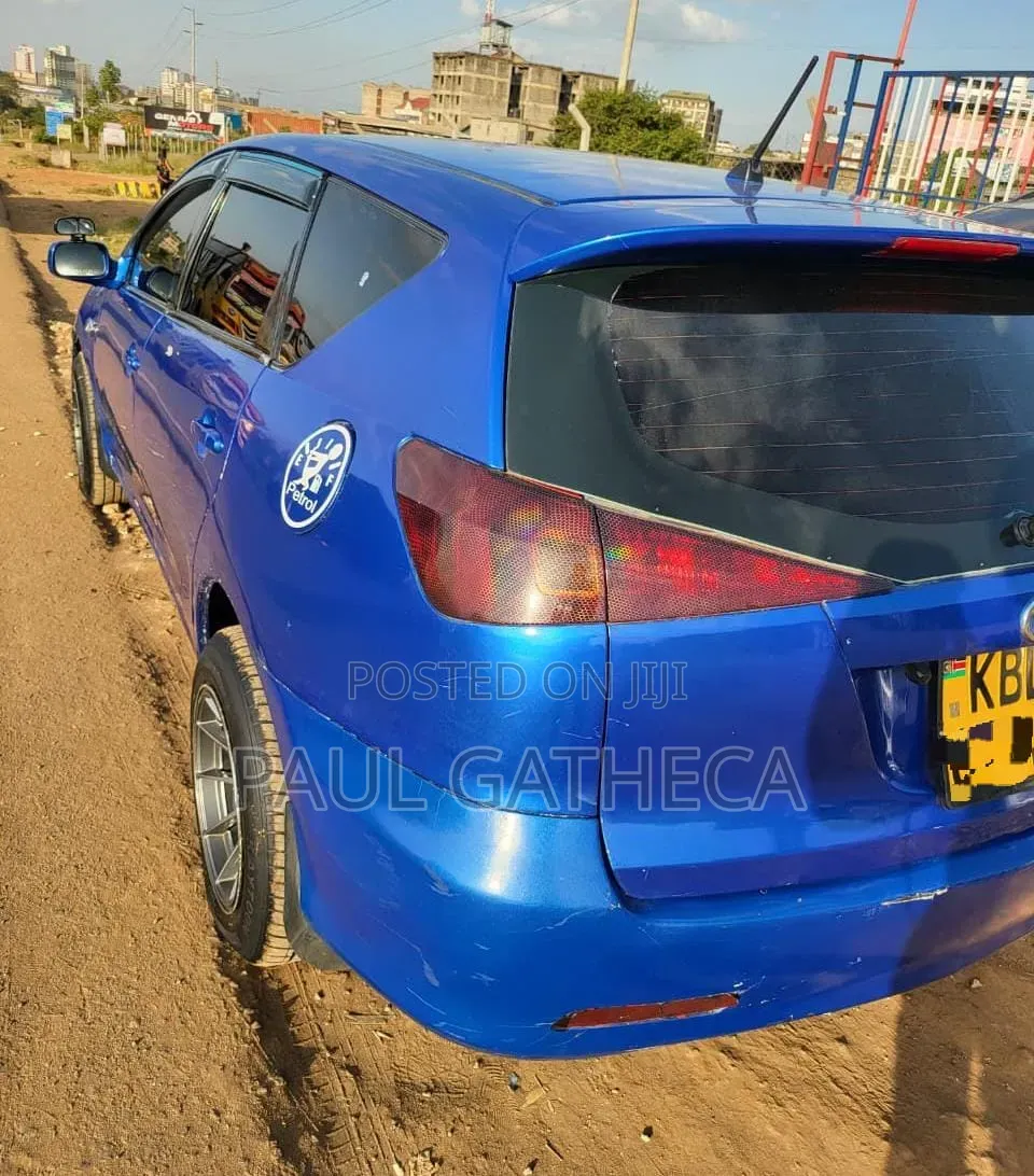 Toyota Caldina 2004 Blue