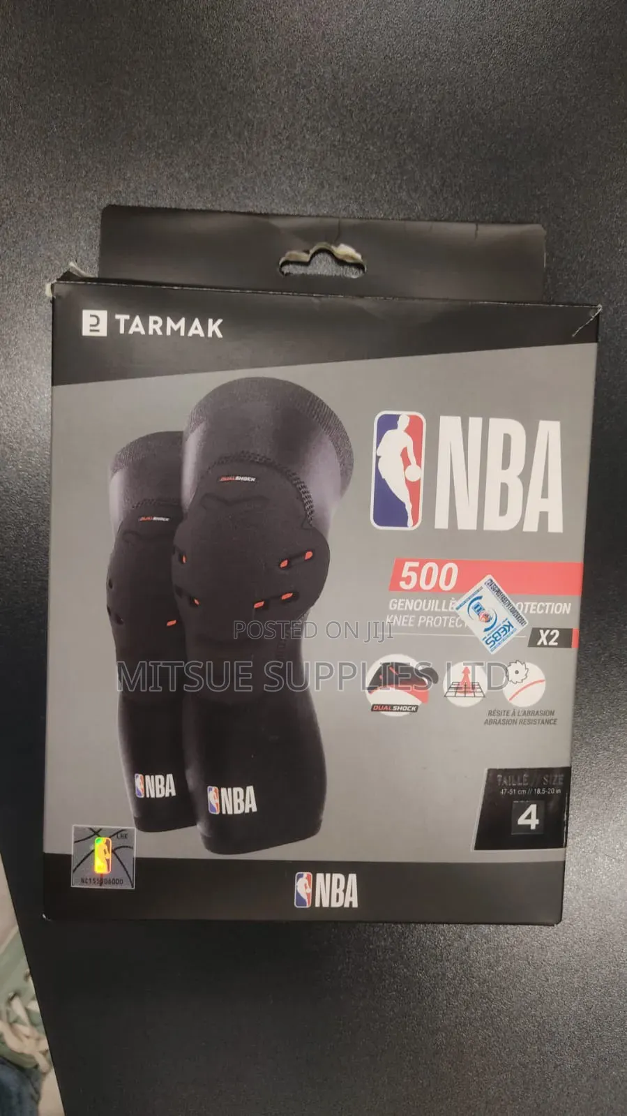 Tarmak Basketball Knee Protection