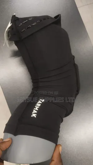 Tarmak Basketball Knee Protection