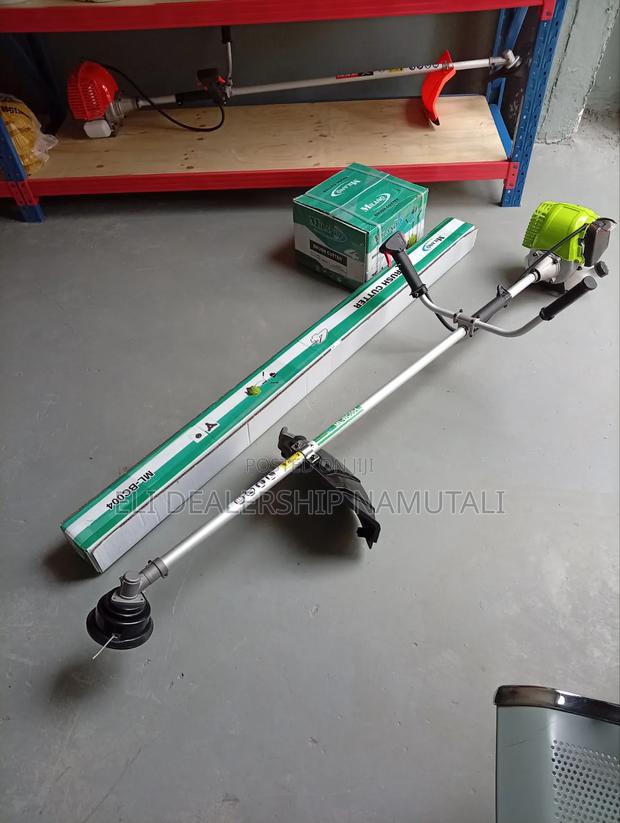Milano 4-Stroke Brush Cutter – Low Noise and Low Fuel Consumption - thumbnail 2