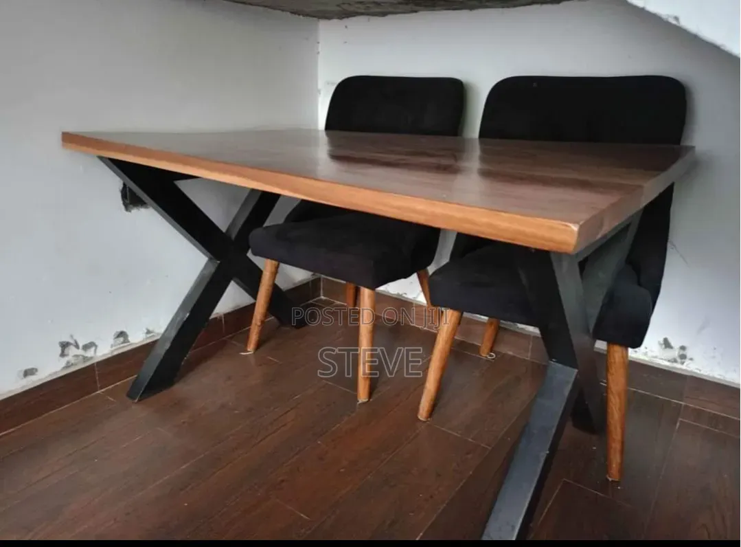 4 Seat Dining Table
