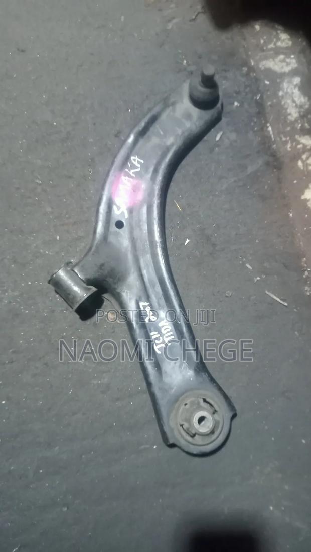 Control Arm Tiida