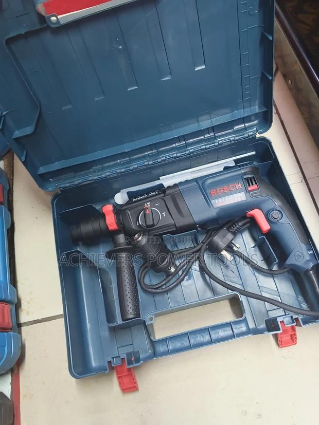 800w Bosch Rotary Hammer Drill