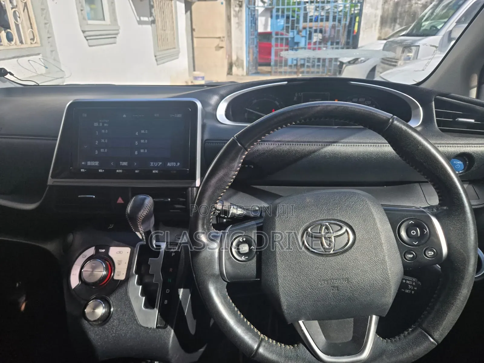 Toyota Sienta 2020
