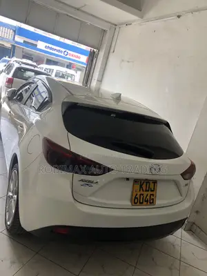 Mazda Axela 2015 White