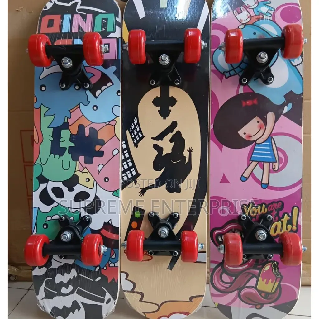 Short Skate Board With 60cm Long