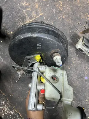 Hilux Vigo Brake Booster