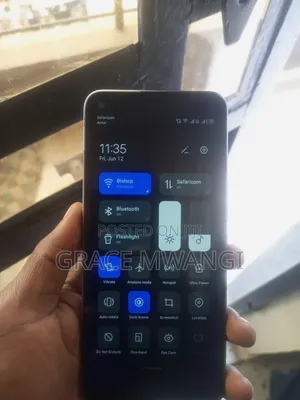 Tecno Camon 18i 128 GB Gray