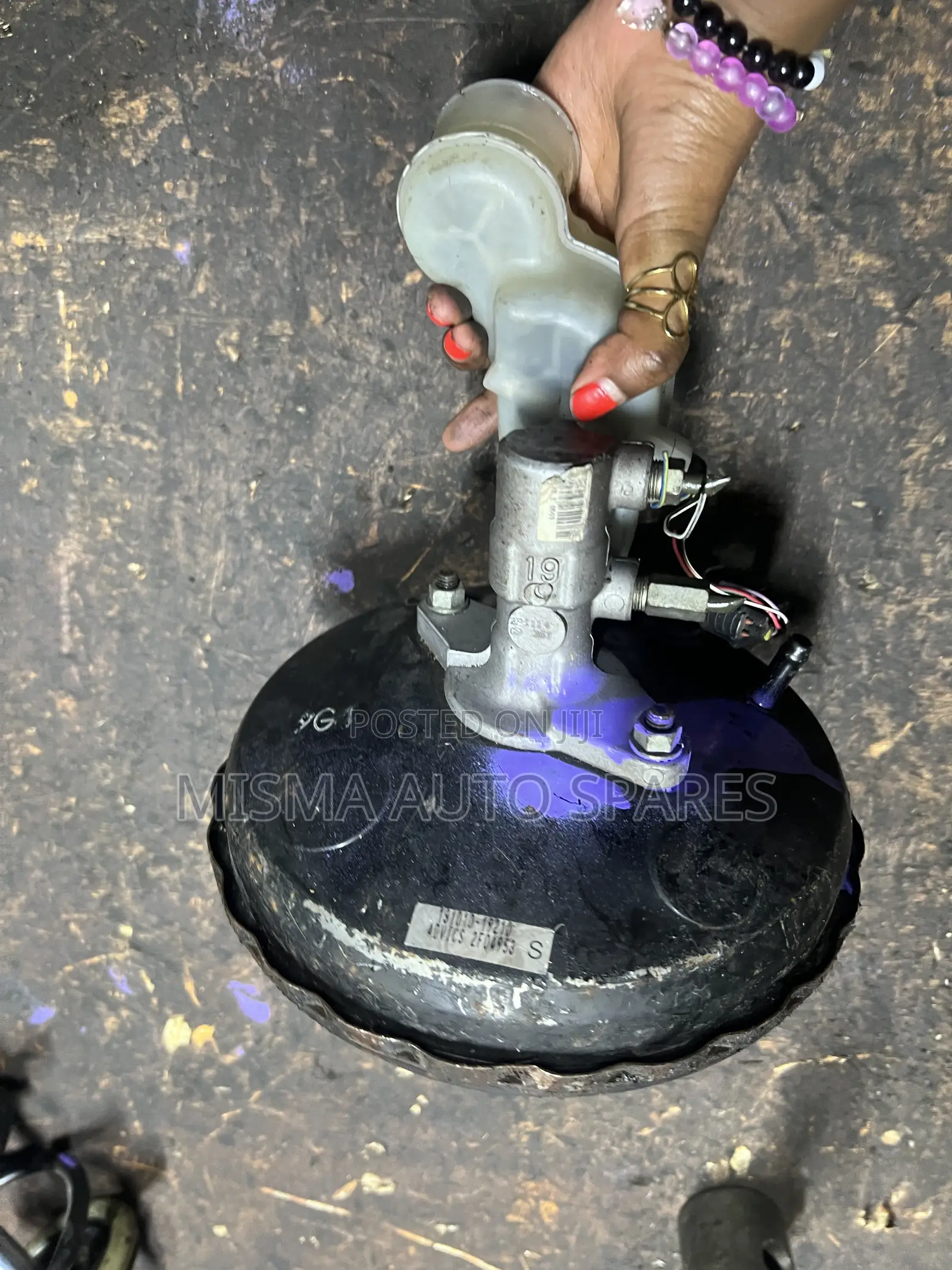 Daihatsu Mira Brake Booster