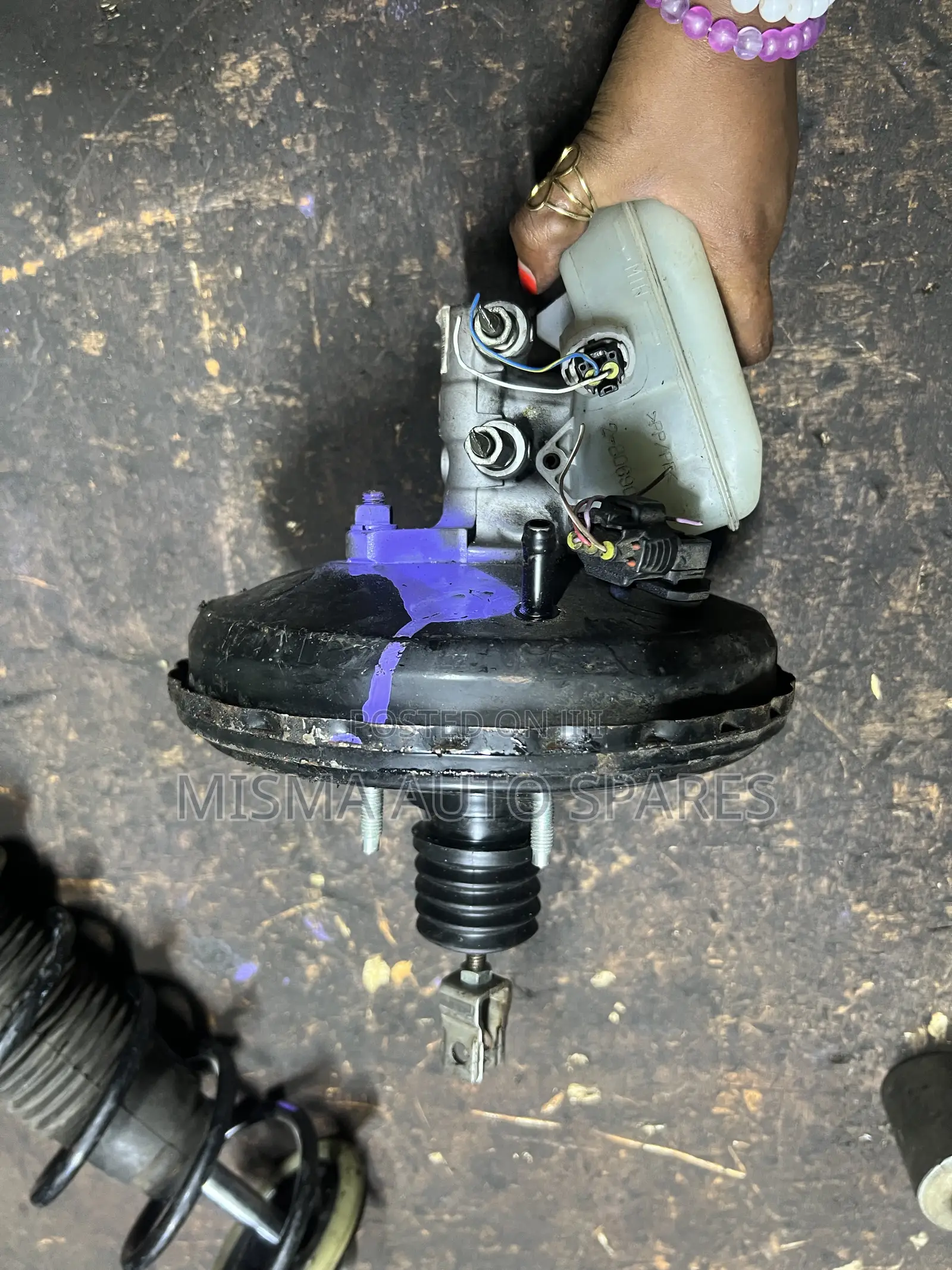 Daihatsu Mira Brake Booster