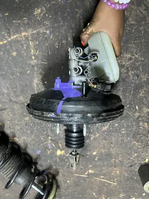 Daihatsu Mira Brake Booster