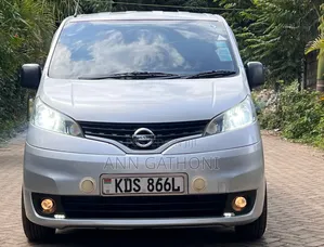 Nissan NV200 2018 Silver