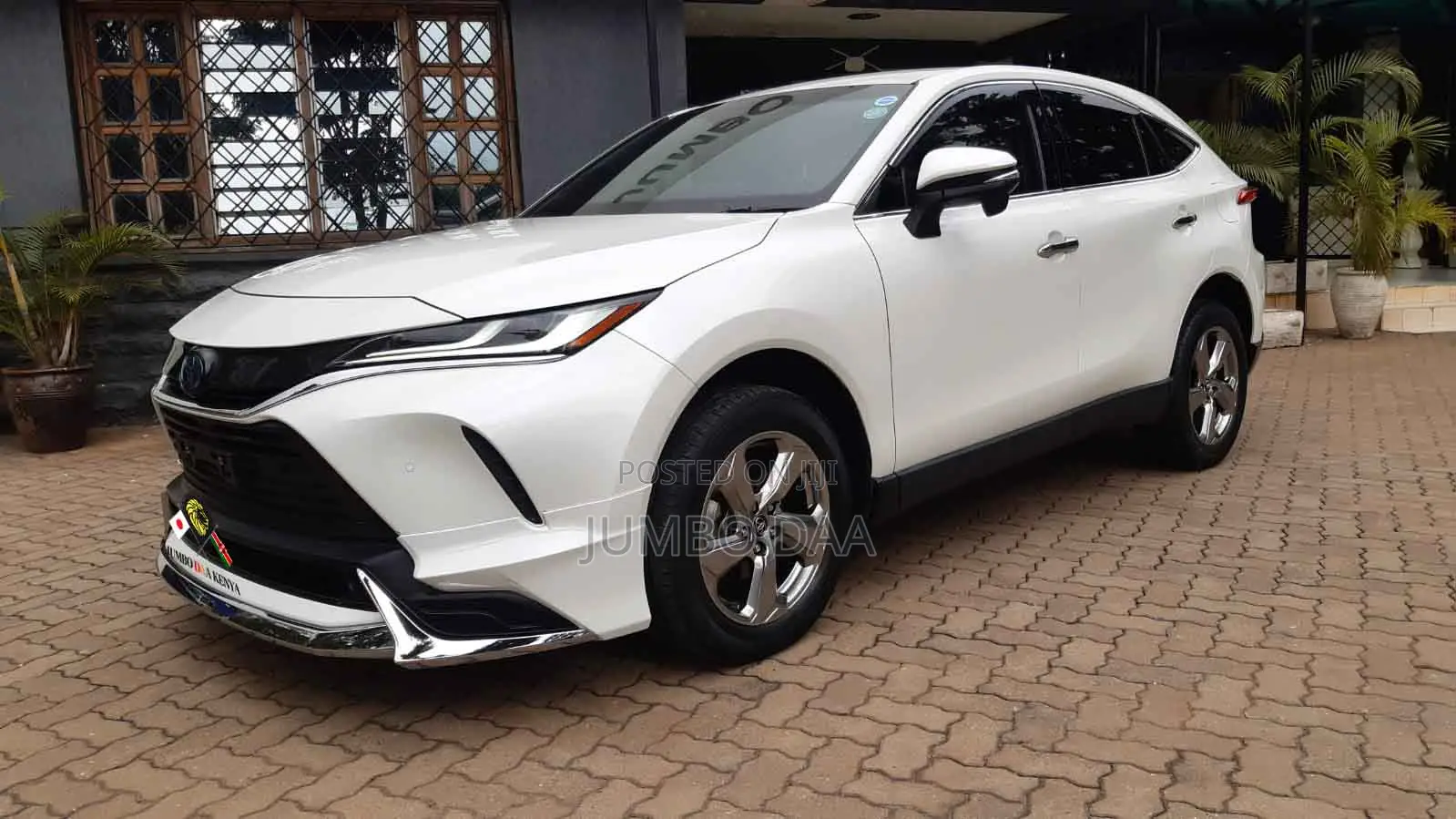 Toyota Harrier Hybrid G 2020 White